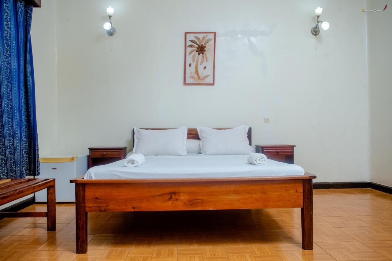 Lotus Hotel Antsiranana 外观 照片