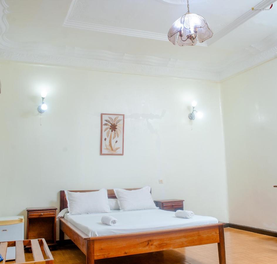 Lotus Hotel Antsiranana 外观 照片