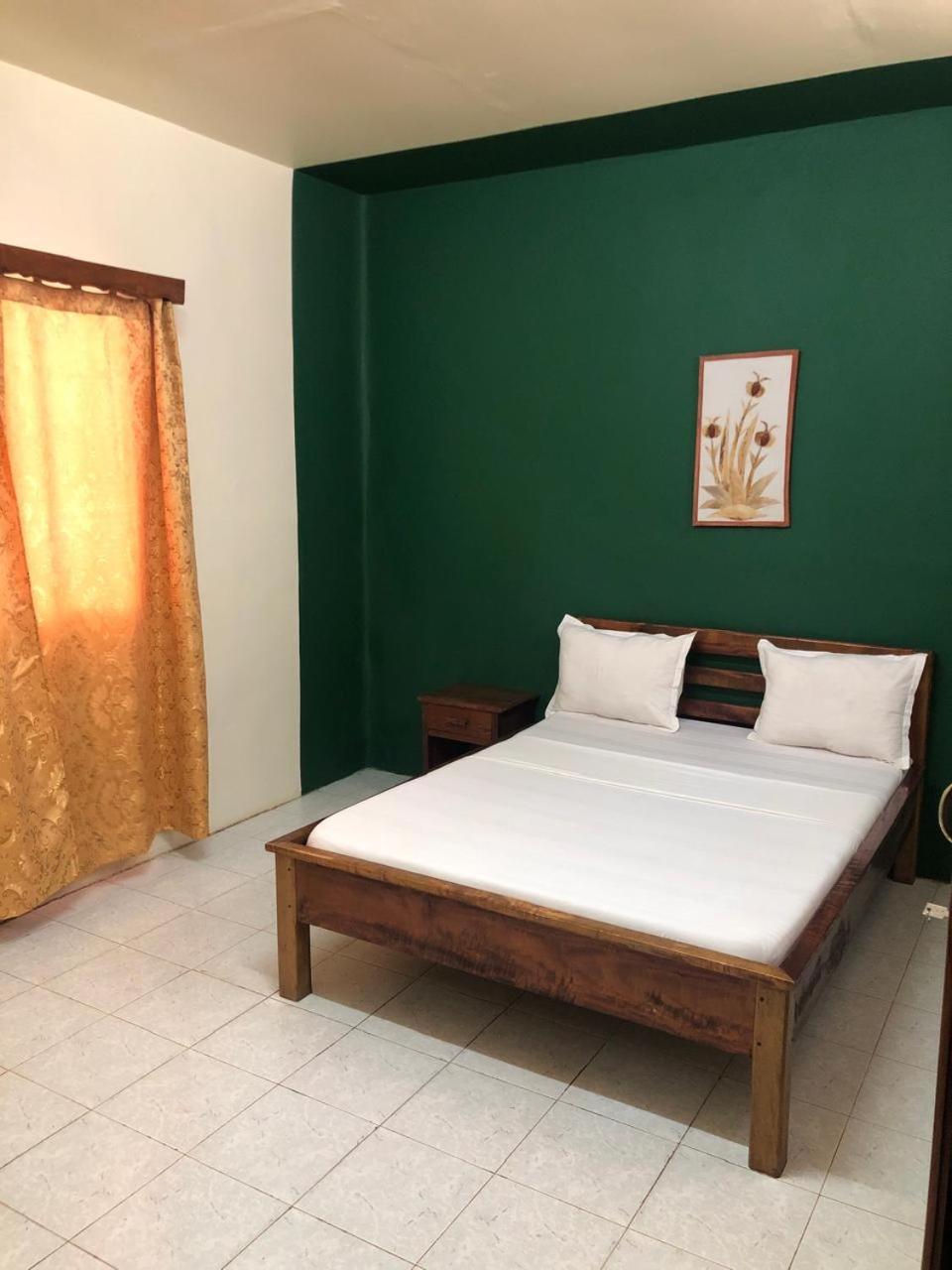 Lotus Hotel Antsiranana 外观 照片