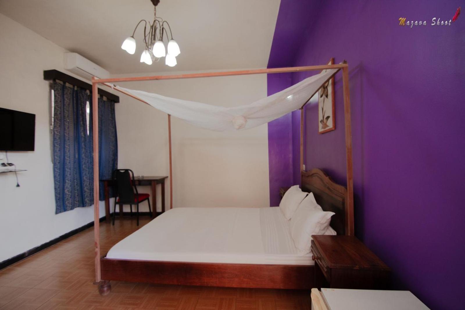 Lotus Hotel Antsiranana 外观 照片