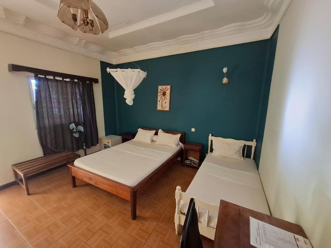 Lotus Hotel Antsiranana 外观 照片